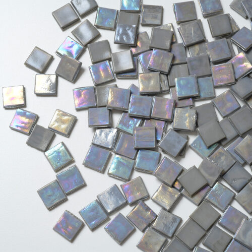 Mosaikshop Schweiz - Mosaiksteine| Perlglas - irisée - opak - grau - 15x15mm |  EO11-15
