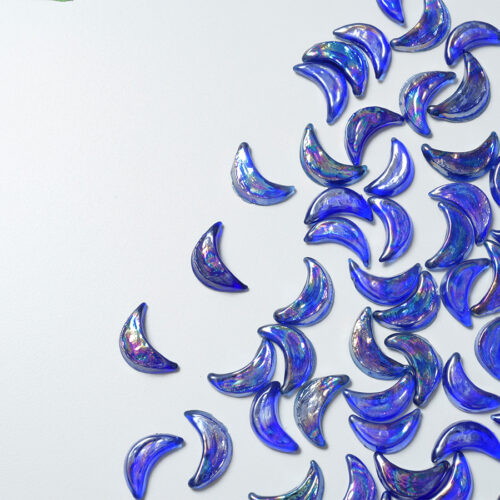 Mosaikshop Schweiz | Glasform - Mond - transparent - irisée - blau - 10/20mm |  GF12