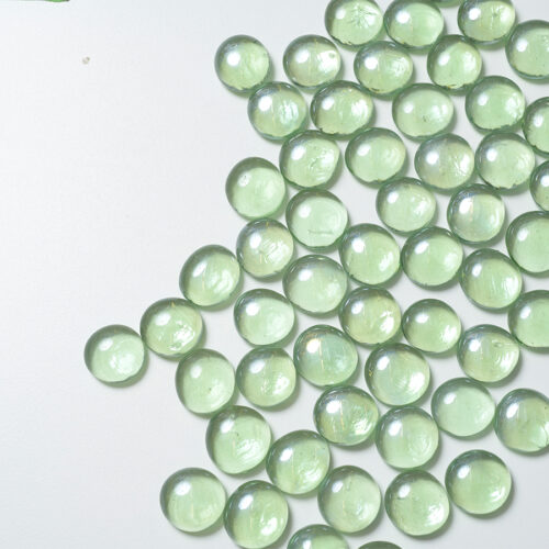 Mosaikshop Schweiz - Mosaiksteine| Glasnuggets - transparent - irisée - blassgrün - rund - 18-20mm |  GNGRI02