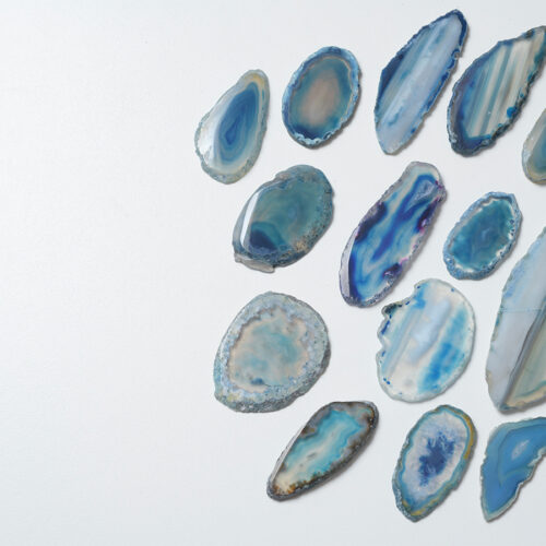 Mosaikshop Schweiz - Mosaiksteine| Achatscheibe - klein - blau - ca. 30x7mm oder 40x50mm |  HE-02