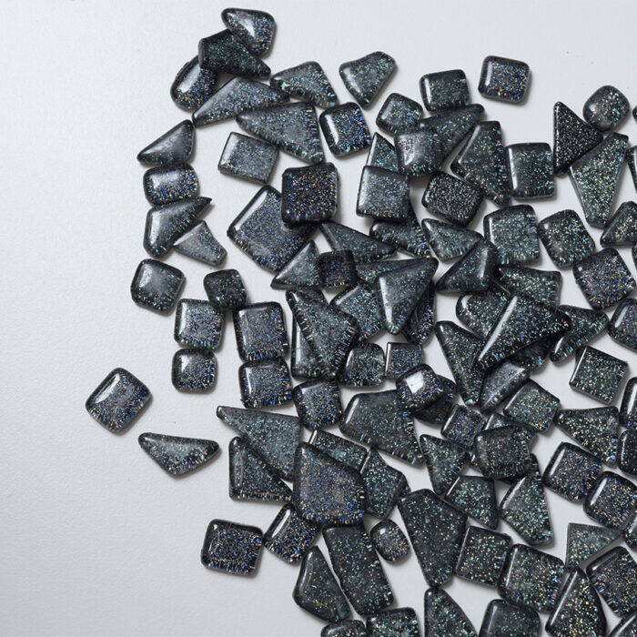 Mosaikshop Schweiz - Mosaiksteine| Softglas - glimmer - schwarz - polygonal |  S85-99